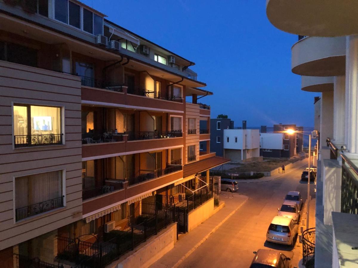 Bellissimo Студио Близо До Плажа Ravda Exterior foto